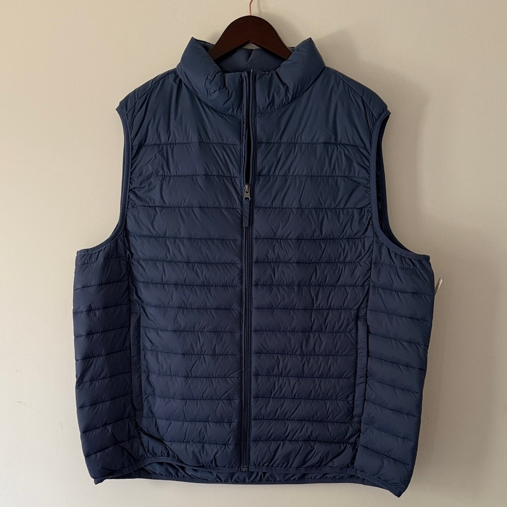 Men's Navy Quilted Vesta Amazon Essentials size XL NWT